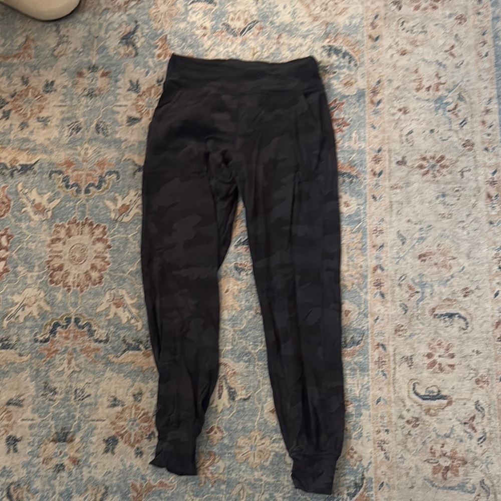 Lululemon Black align Camo Joggers